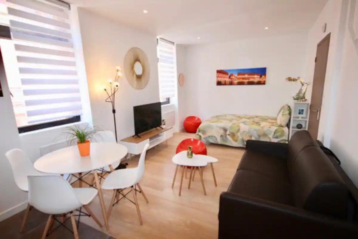 Tout Beau Tout Neuf Toulouse Extérieur photo